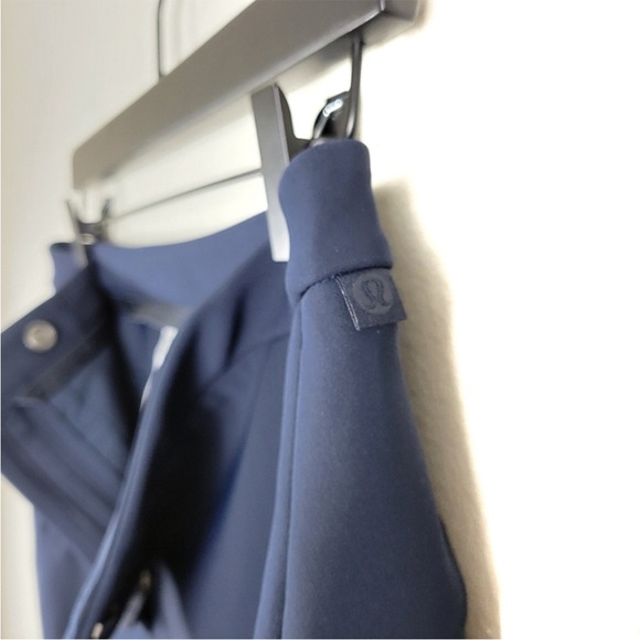 Lululemon On The Move Pants in True Navy - Picture 7 of 8